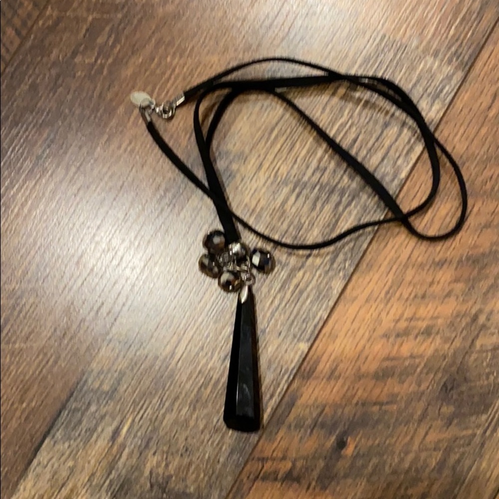 LAILA ROWE Long Black Pendant Necklace - Picture 7 of 7